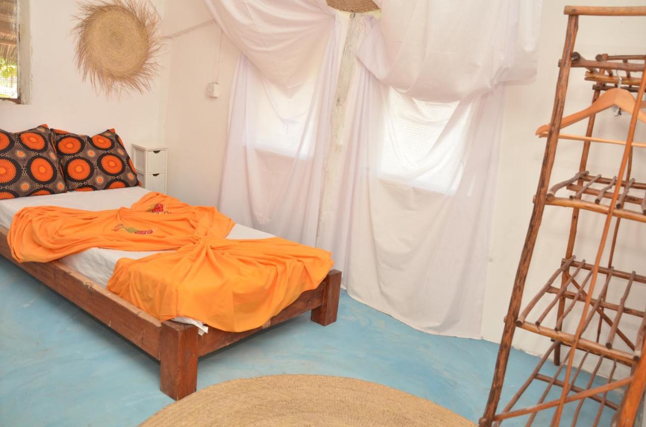 One Bed & Breakfast Mdudu Mdogo